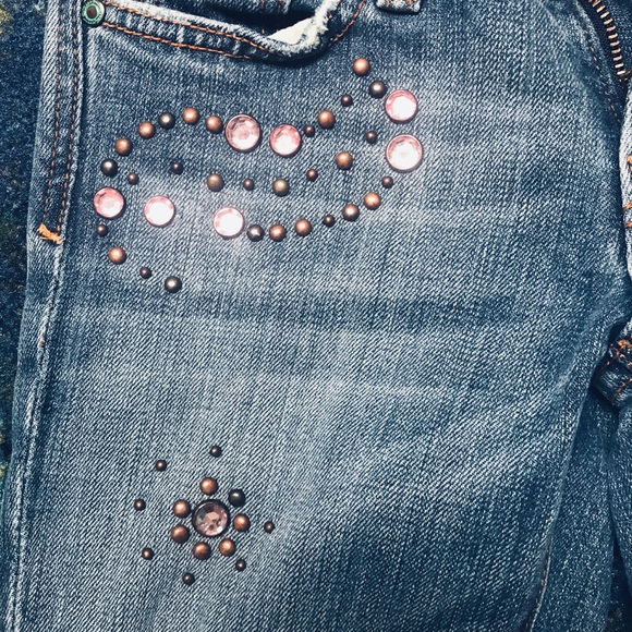 Rare Miss Me Jeans  Beautiful Rose Gold Detailing - Picture 7 of 9